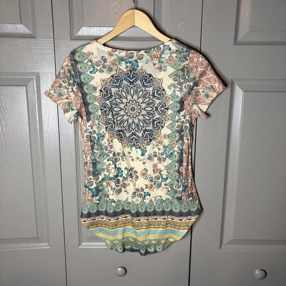 One World Womens Small Mandala Print Boho Short Sleeve Top Multi Color Y2K Scoop